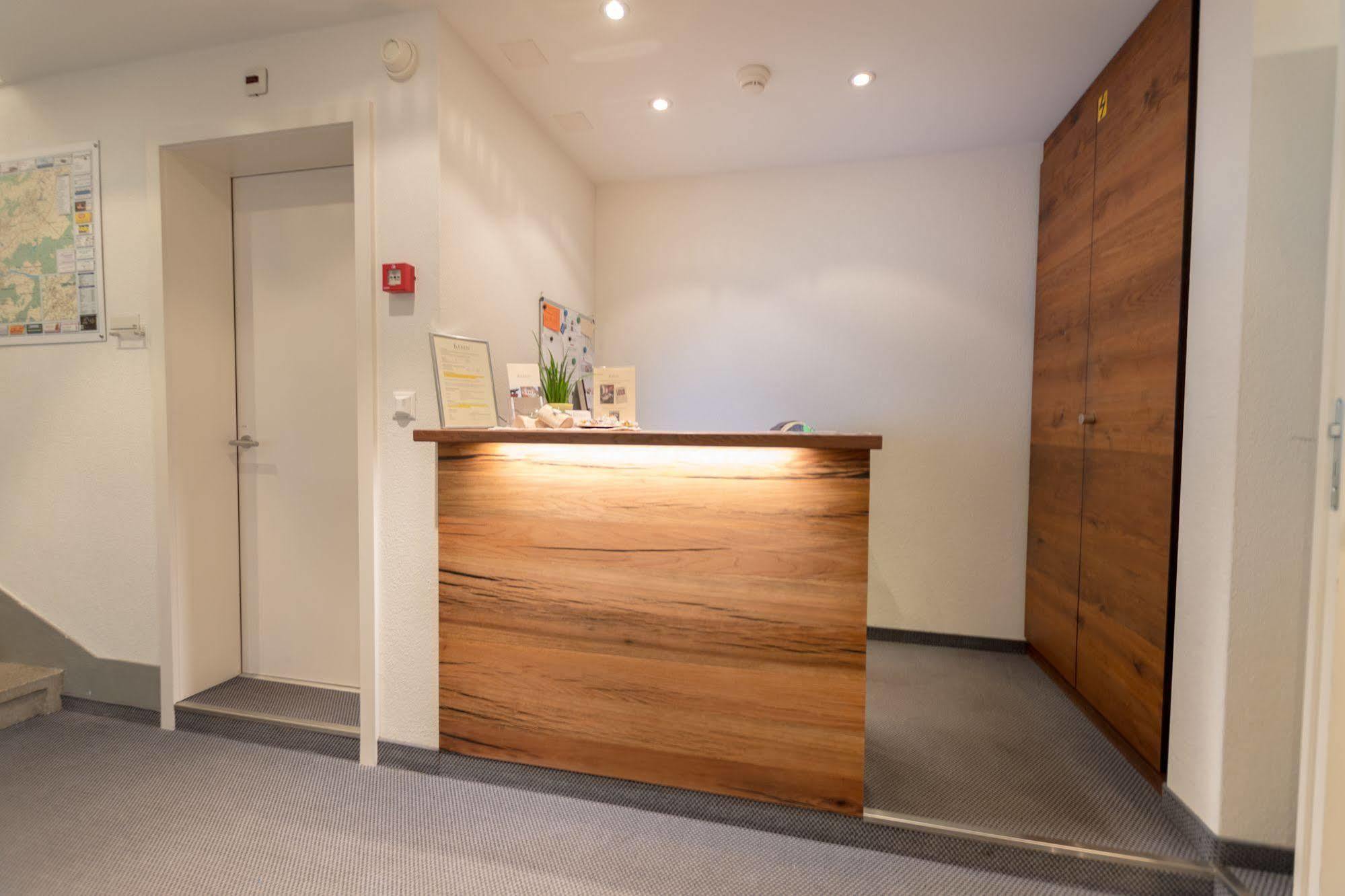 Hotel Baeren Oberbipp ภายนอก รูปภาพ