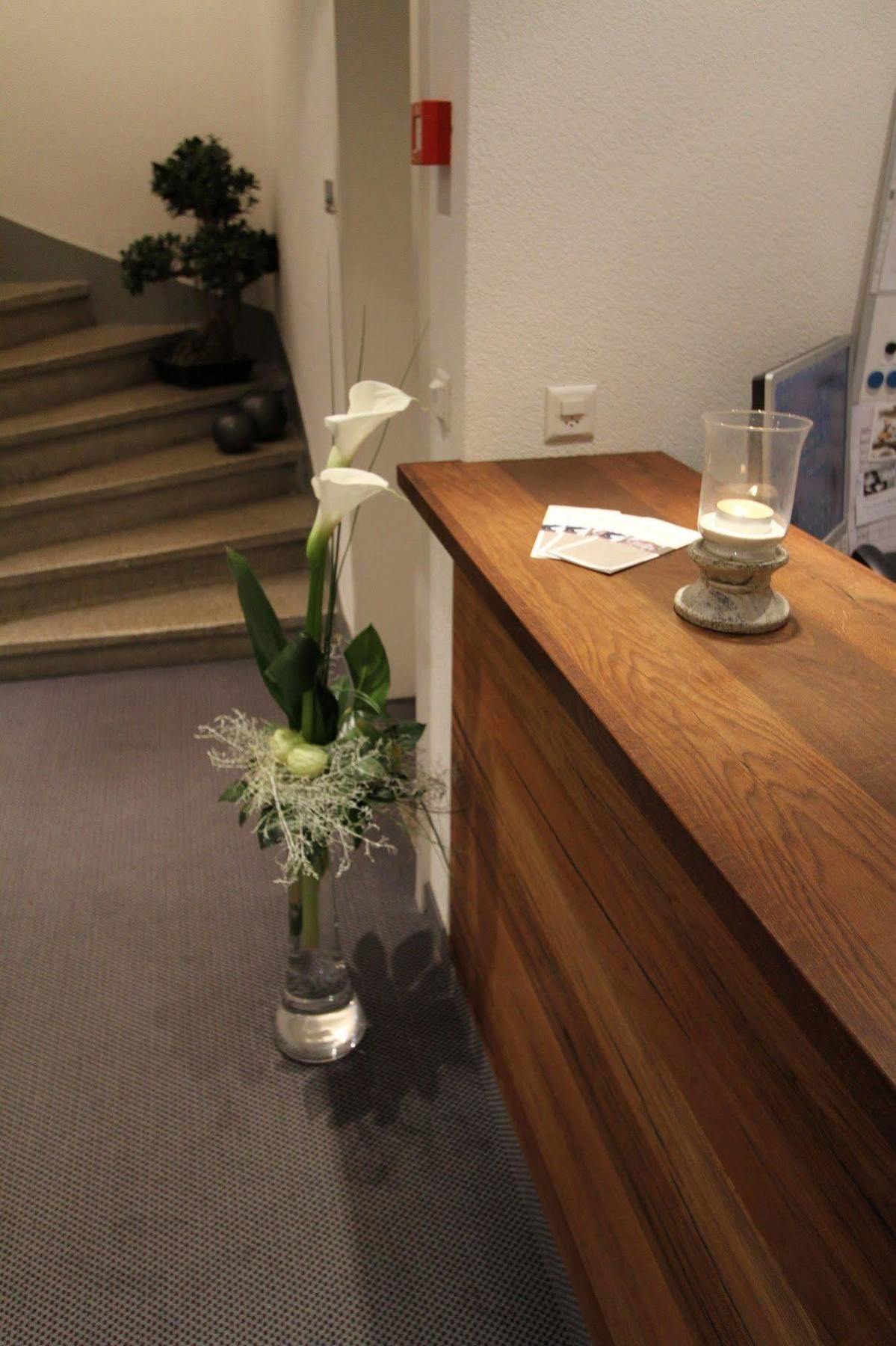 Hotel Baeren Oberbipp ภายนอก รูปภาพ
